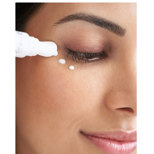 NIVEA CELLular LUMINOUS630 Crème Contour des Yeux - Crème Contour des Yeux Cernes et Poches et Anti-Rides - Tous Types de Peaux - À l'Acide Hyaluronique et à la Caféine - Crème Contour des Yeux - 15 ml