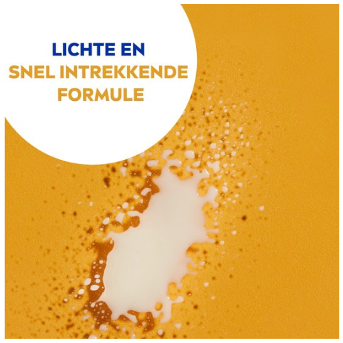 NIVEA SUN Protect & Hydrate Zonnebrand Spray - SPF 50 - Zonnespray - Beschermt en hydrateert - Met Vitamine C - 200 ml