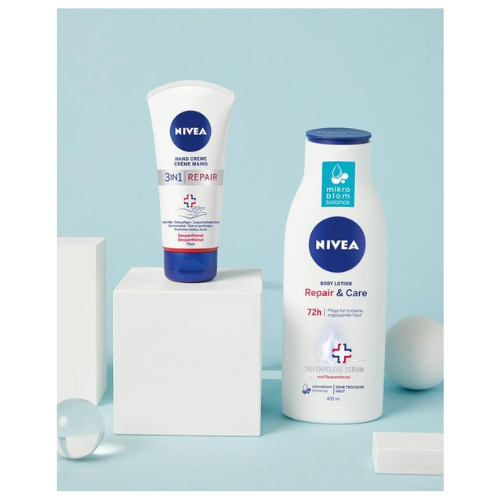Nivea - Repair & Care Body Lotion - Voor Zeer Droge Huid - voordeelverpakking - 3 x 400 ml